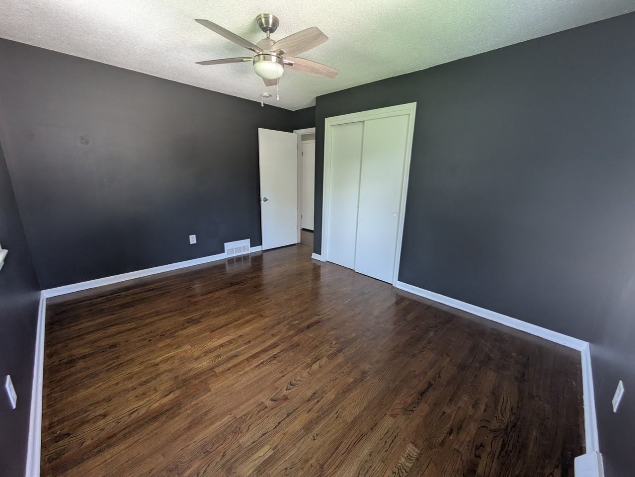 513 Bonnie Ave - Photo 7 of 15