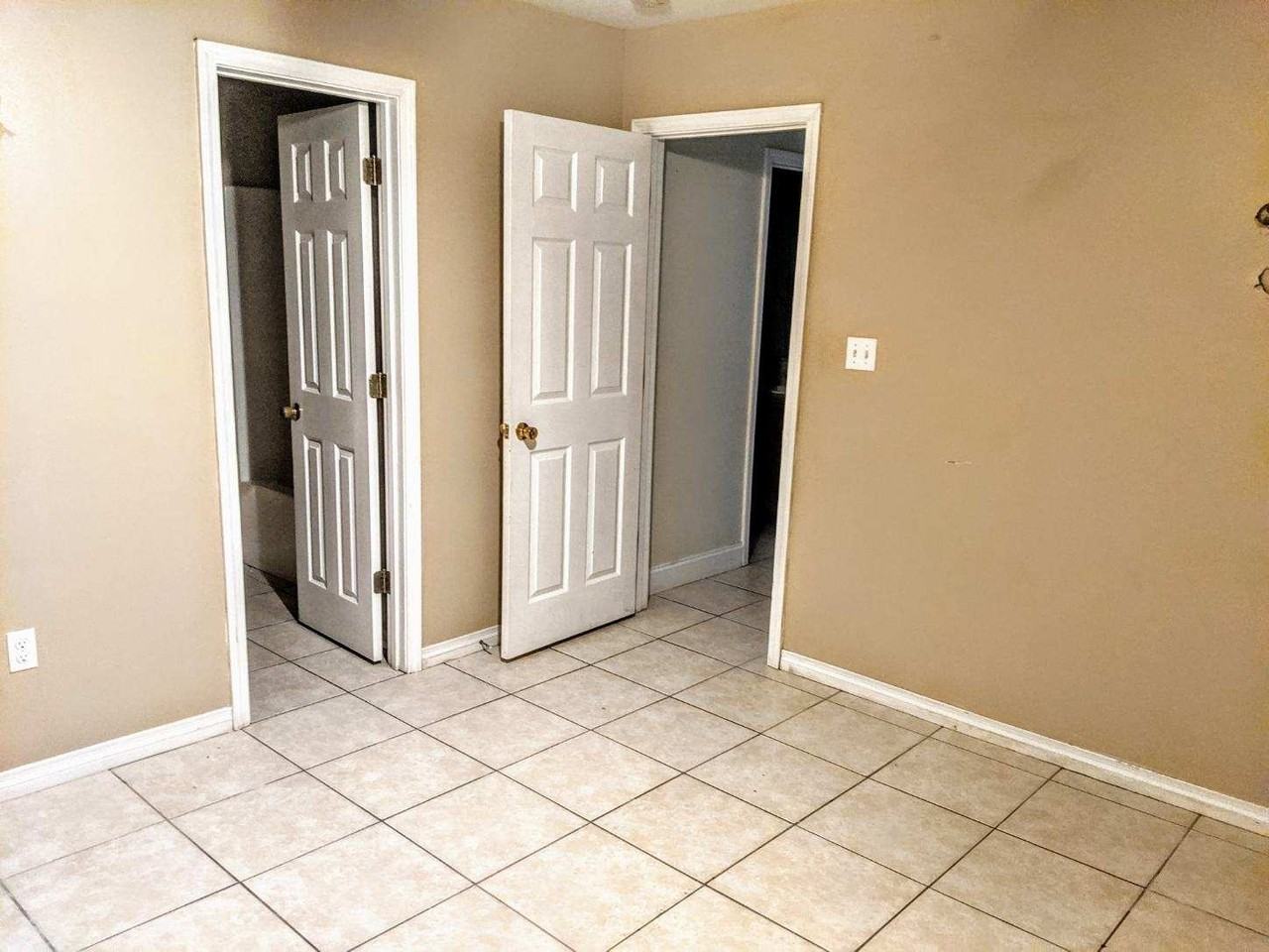 14018 Contemporary Ln - Photo 2 of 5