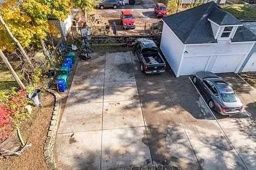 10 Lafayette St #2 - Photo 4 of 11