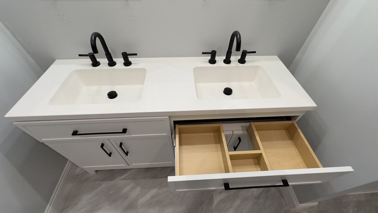 1602 Central Ave #202 - Photo 2 of 8