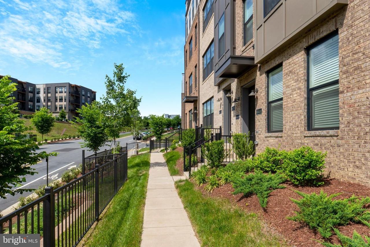 654 Noush Ct #BB - Photo 4 of 21