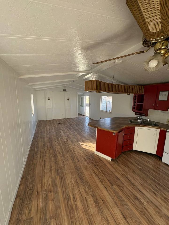 151 Se - Photo 4 of 5