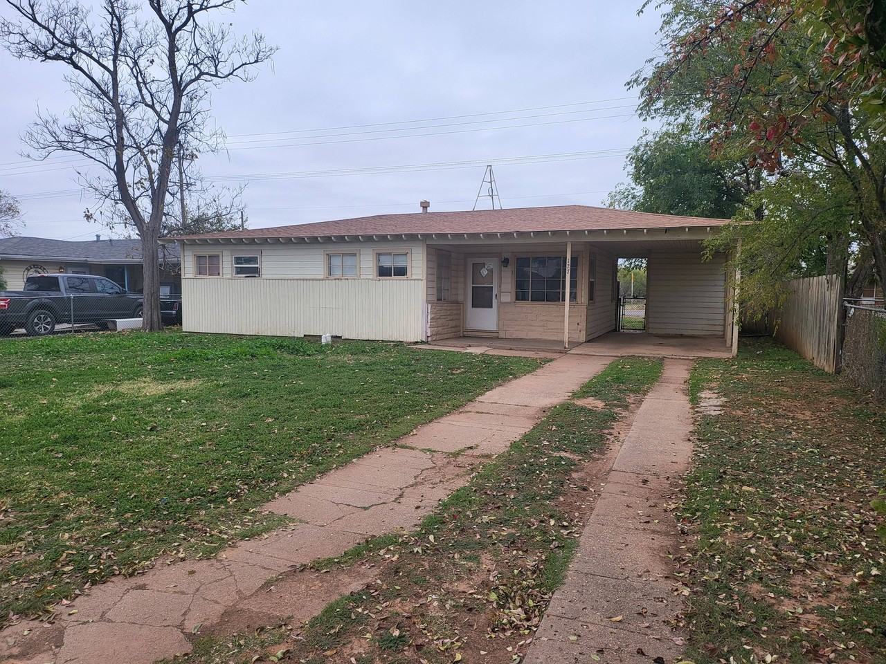 127 20th Pl - Photo 3 of 31