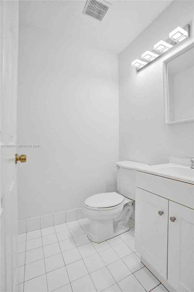5409 Sw 41st St #5409 - Photo 3 of 48