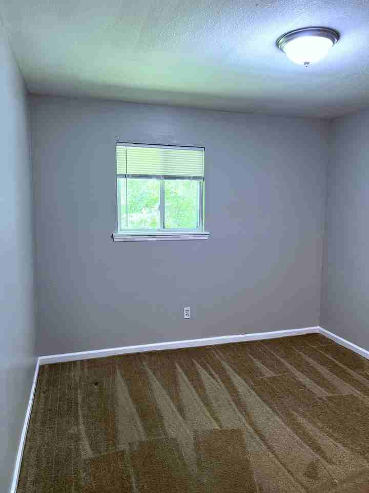 800 Lullwater Rd #816 - Photo 5 of 8