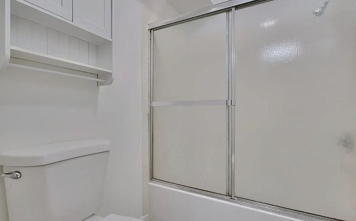 104 N Rose St - Photo 2 of 11