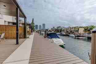 3920 Ne 168th St #4 - Photo 1 of 1