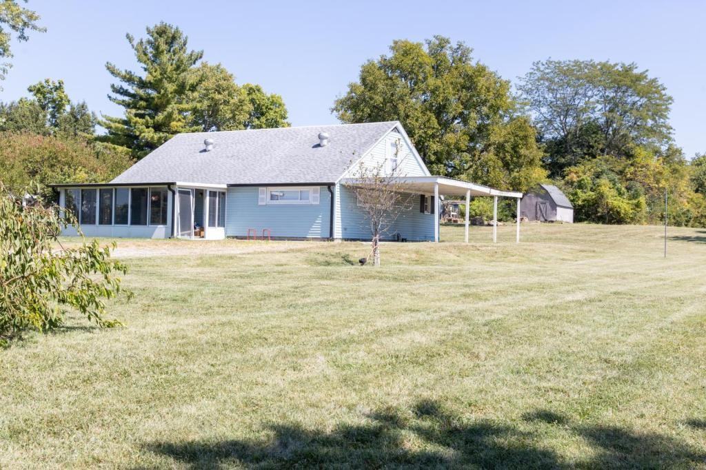 810 Woodbine Rd - Photo 4 of 35