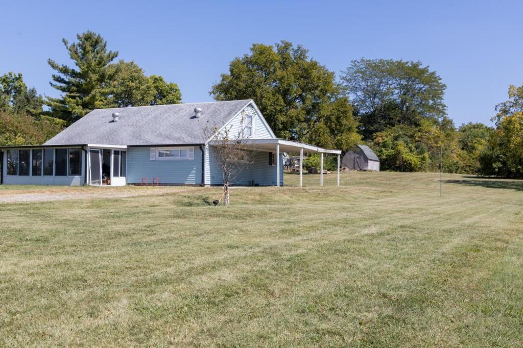 810 Woodbine Rd - Photo 5 of 35