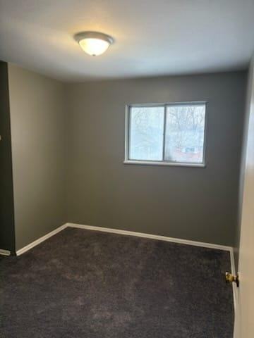 521 Se Greystone Ave - Photo 6 of 9