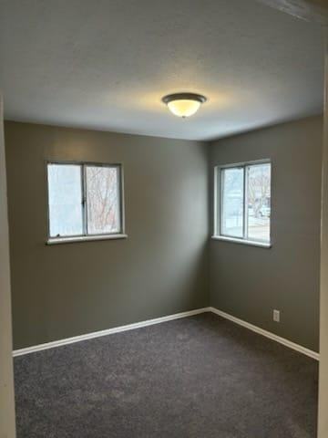 521 Se Greystone Ave - Photo 7 of 9