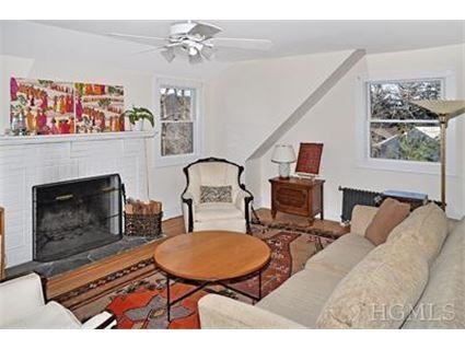 5 Bonaventure Ave #2 - Photo 3 of 8