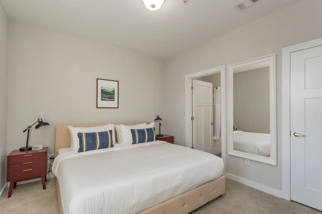 1016 18th Ave S #1014422P - Photo 7 of 21