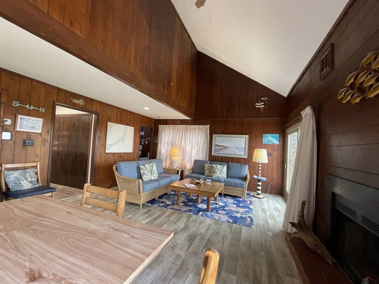 56128 Elizabeth Ave #1255921P - Photo 5 of 33