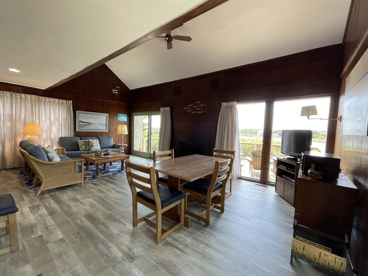 56128 Elizabeth Ave #1255921P - Photo 7 of 33