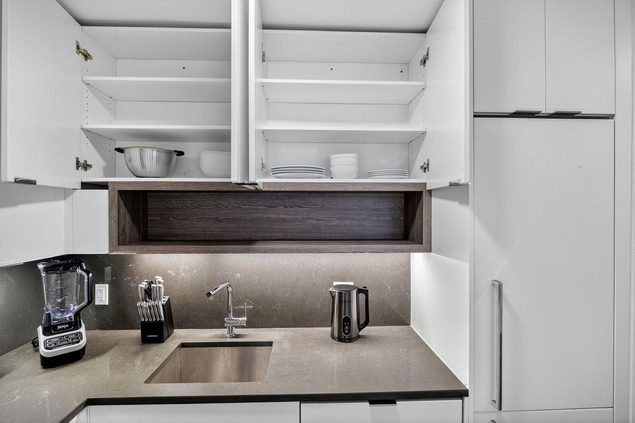 68 W 37th St #1311281P - Photo 7 of 30