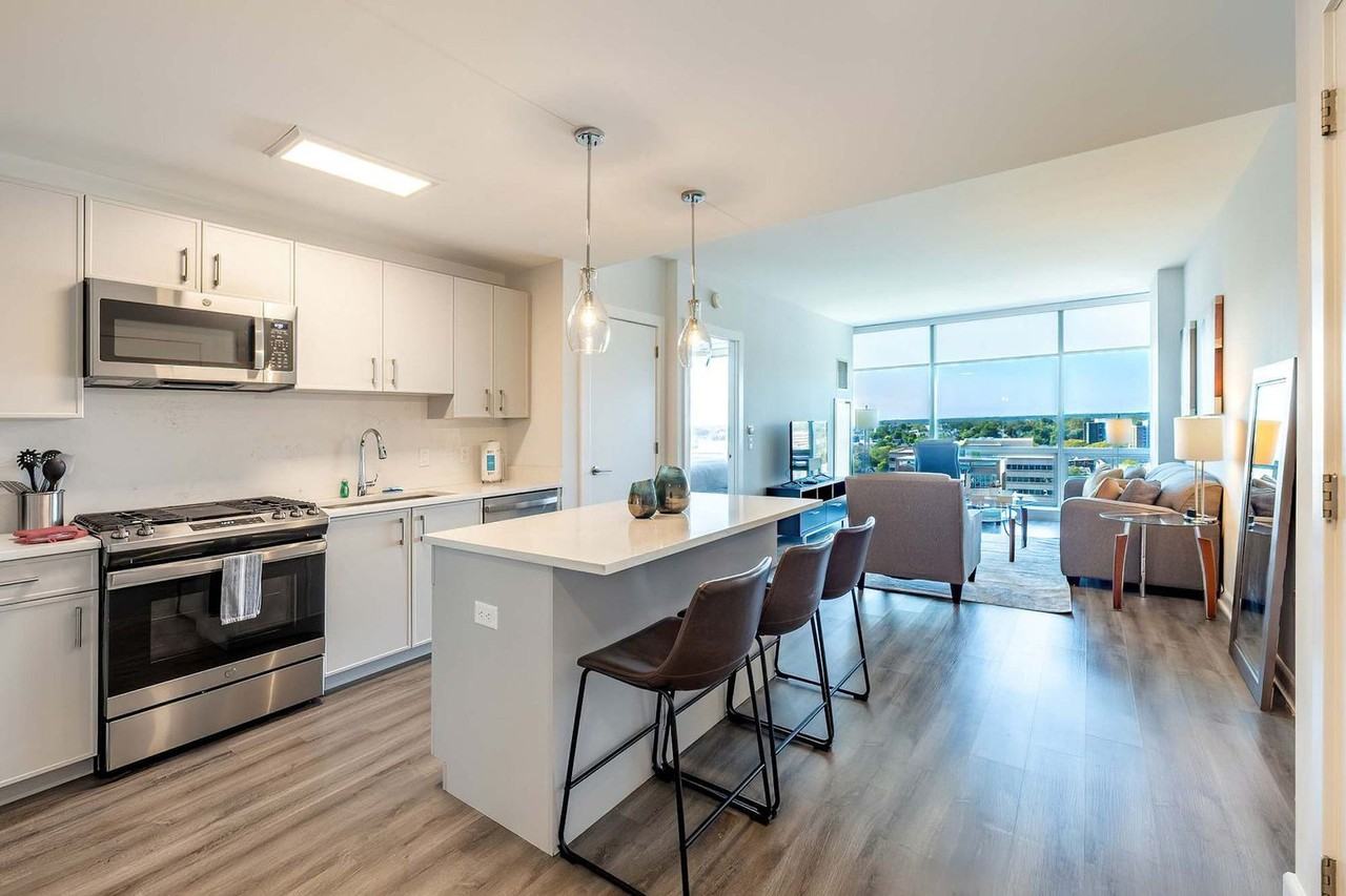 405 Atlantic St #1323697P - Photo 4 of 17