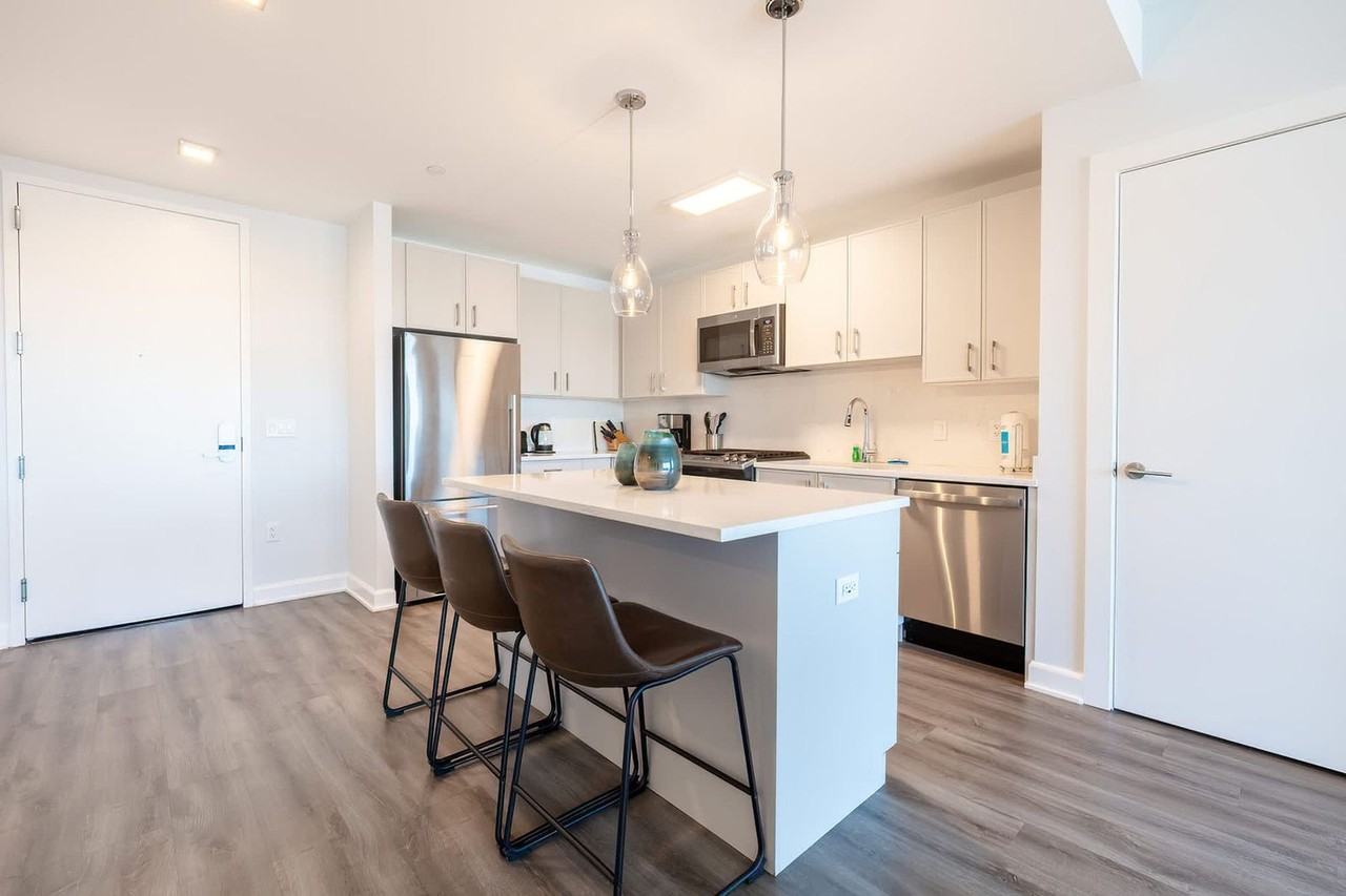 405 Atlantic St #1323697P - Photo 5 of 17