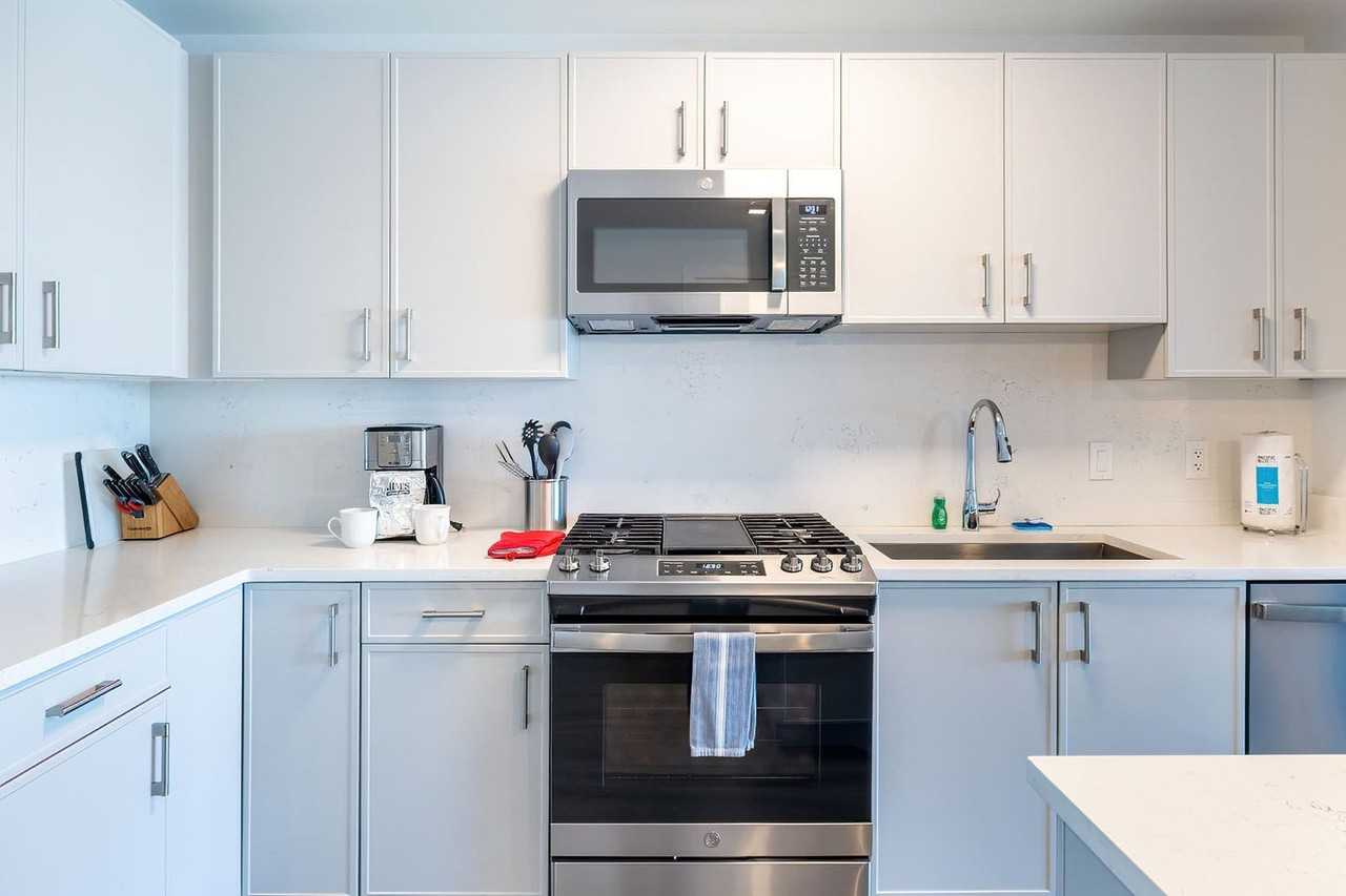 405 Atlantic St #1323697P - Photo 7 of 17