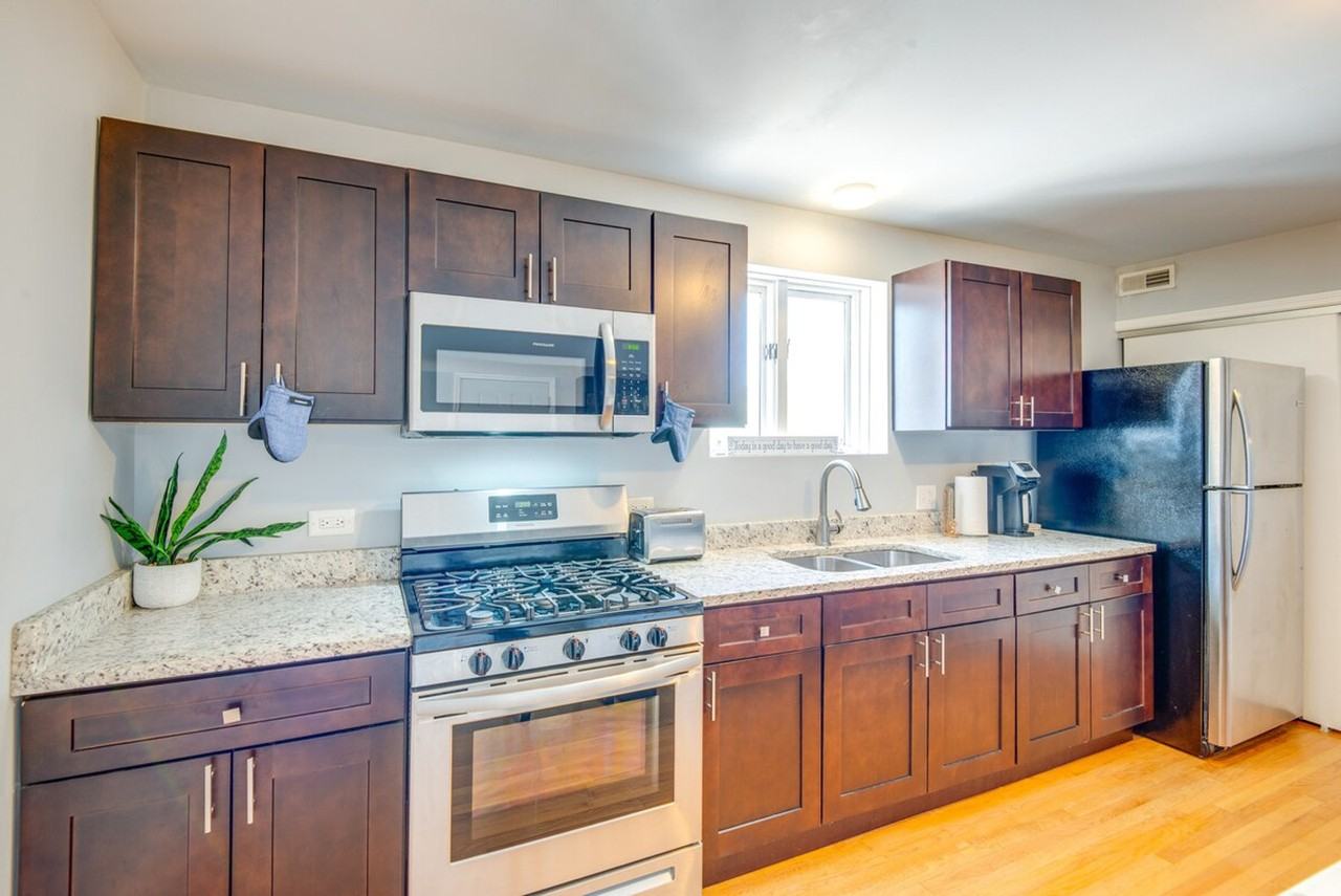 8138 S Kedzie Ave #1305902P - Photo 7 of 24