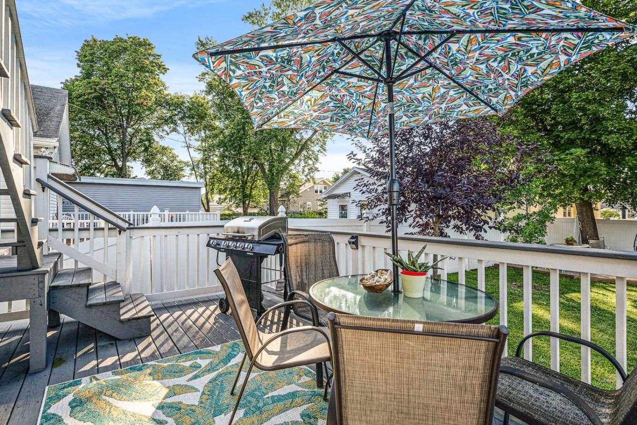 170 Vassall St #1328026P - Photo 3 of 42