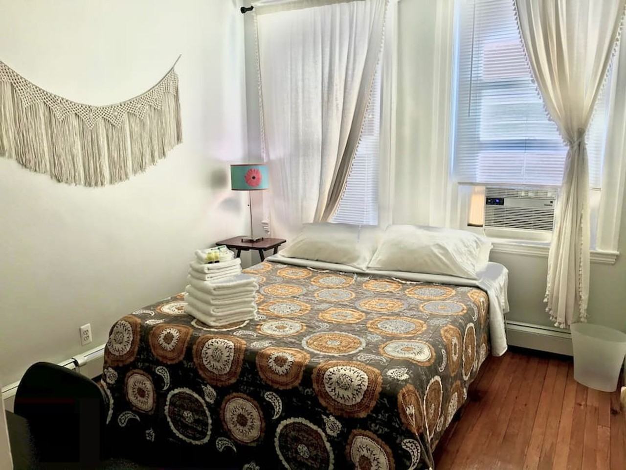 109 Strathmore Rd #1355164P - Photo 2 of 13