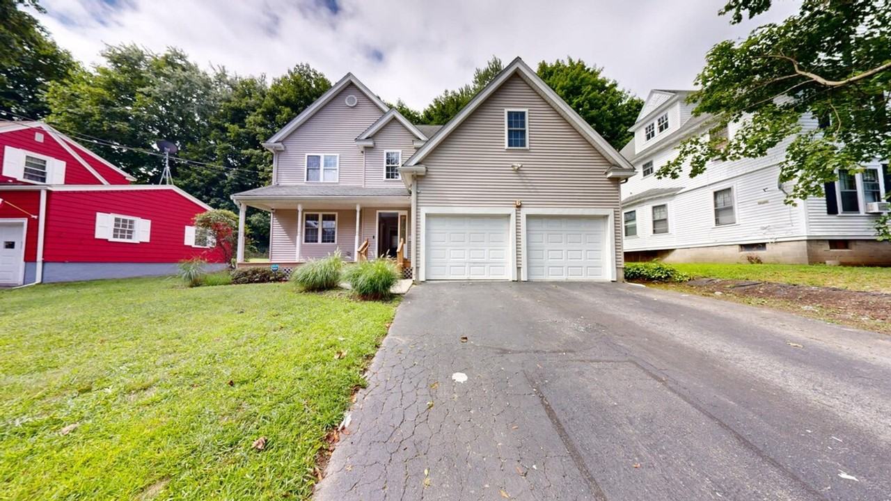 9 Bates Ave #1380182P - Photo 6 of 50