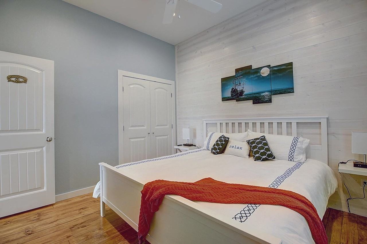 1924 S 11th St #1023237P - Photo 6 of 27