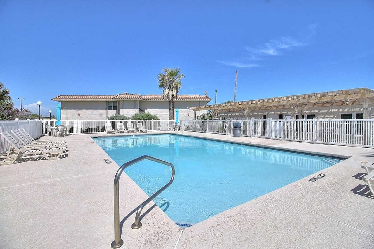 1421 S 11th St #1023193P - Photo 5 of 25