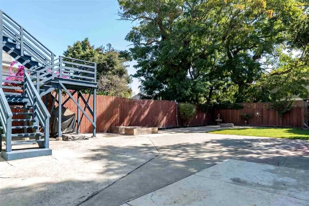 1311 Magnolia St #1424320P - Photo 4 of 17