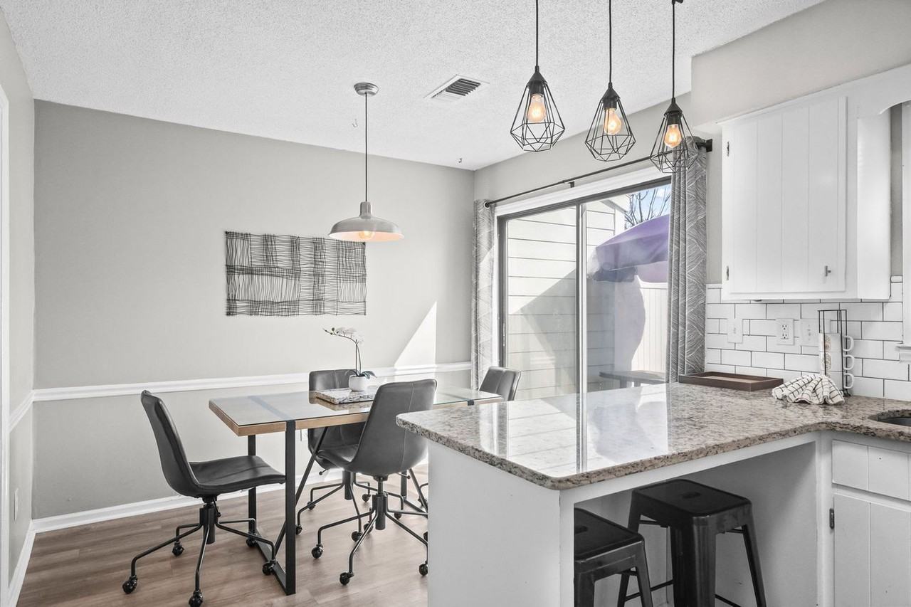 405 13th Ave S #1459976P - Photo 7 of 40