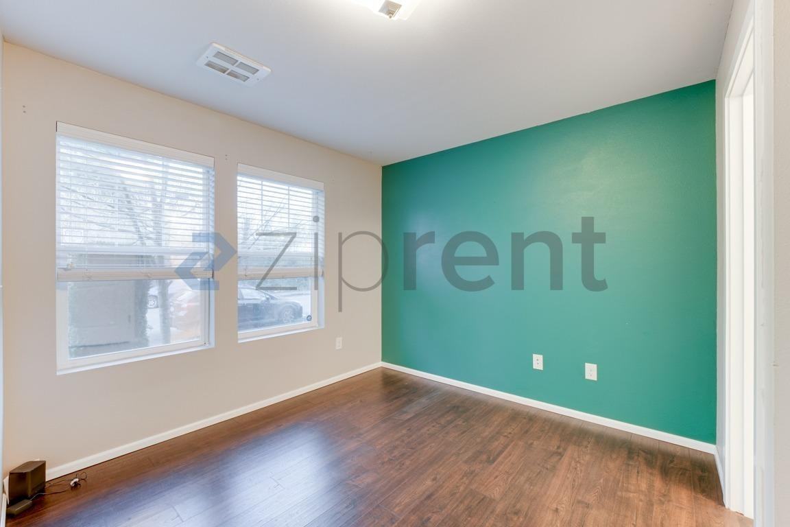 11004 20th Dr Se - Photo 6 of 25