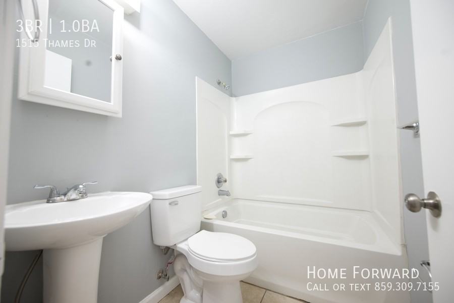 1515 Thames Dr - Photo 7 of 19