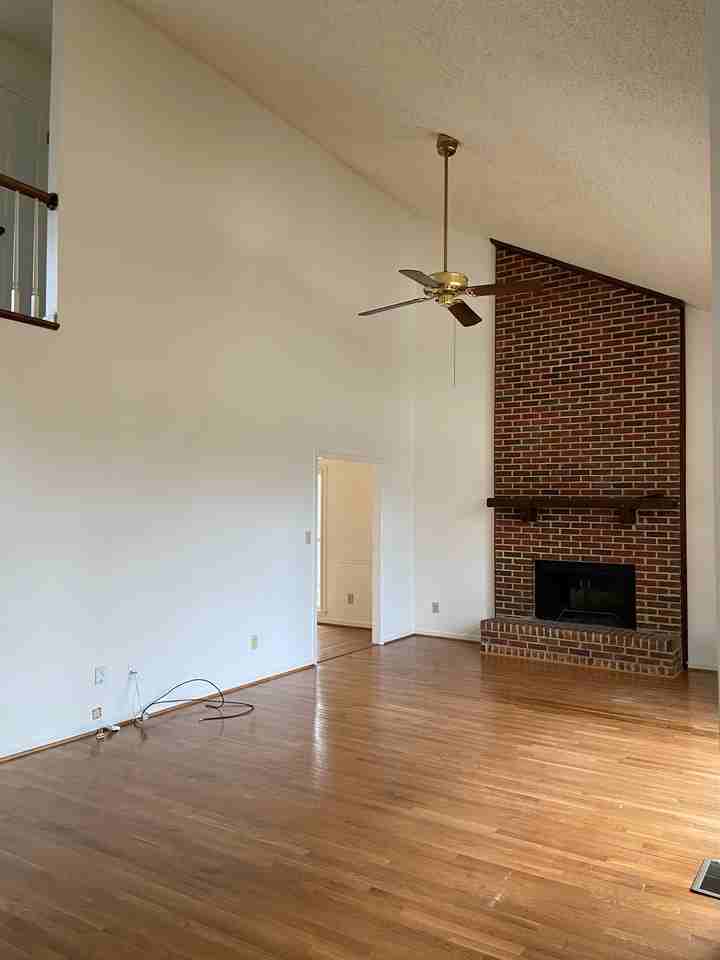 223 Cambo Terrace - Photo 4 of 34