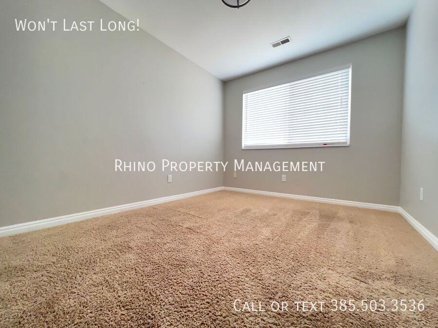 2951 W 1060 N - Photo 5 of 12