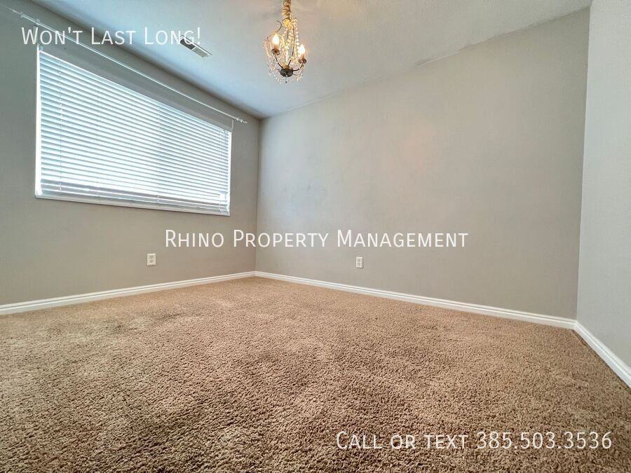 2951 W 1060 N - Photo 7 of 12