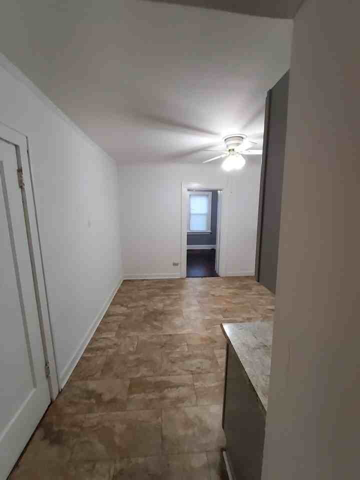 1404 Woodland Dr #1S - Photo 5 of 24