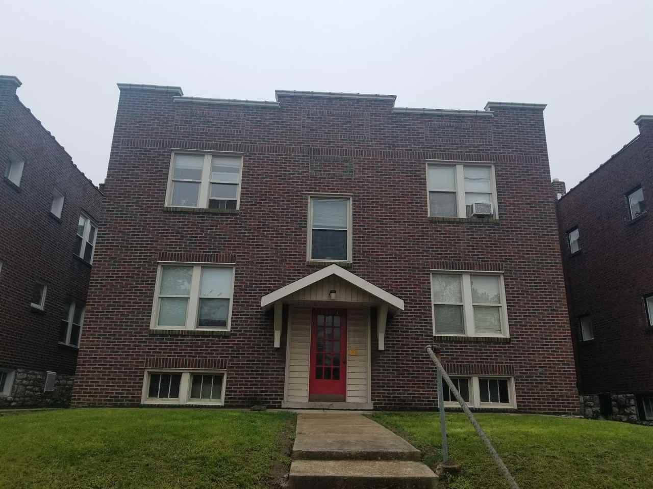 1404 Woodland Dr #1S - Photo 3 of 24