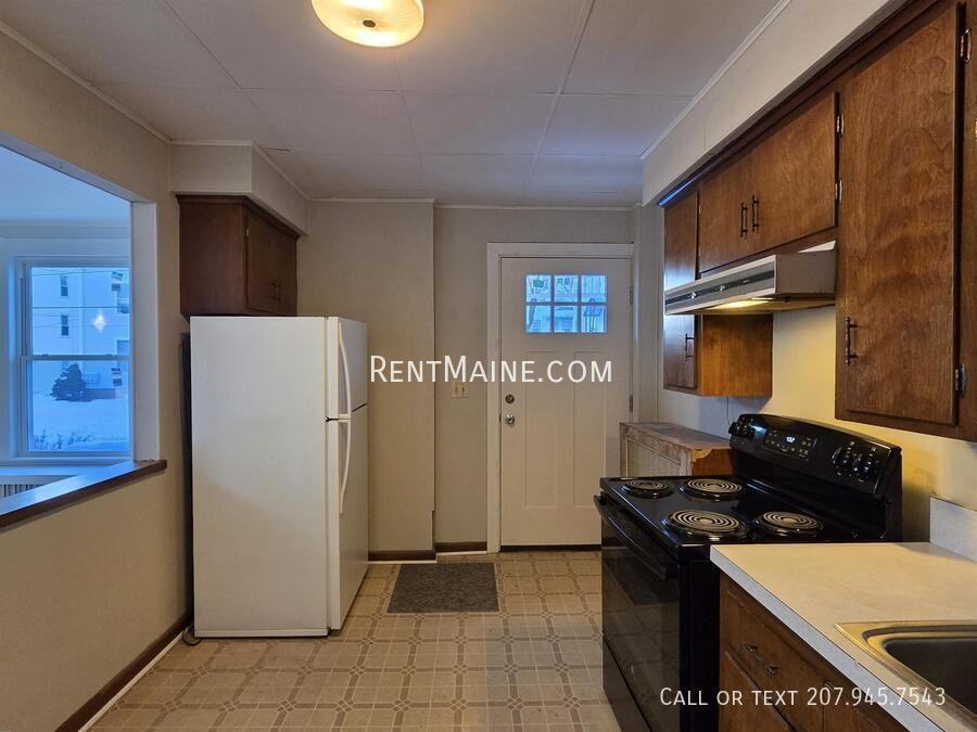 84 Shawmut St #1F - Photo 6 of 11
