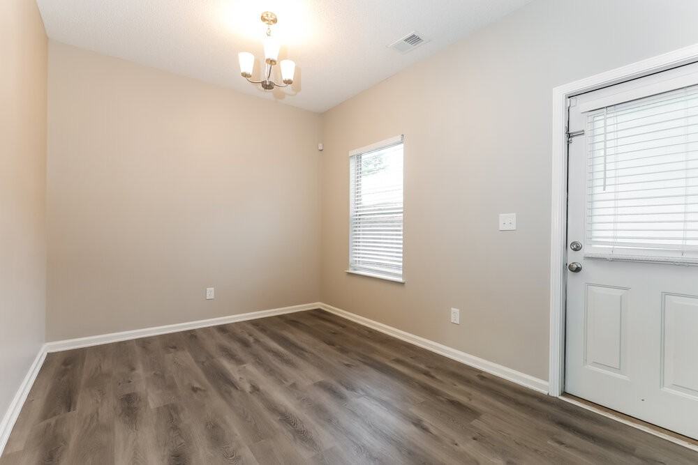 2009 Farm Hill Ct - Photo 7 of 17