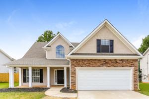 featured image of 186 Saddleview Trl