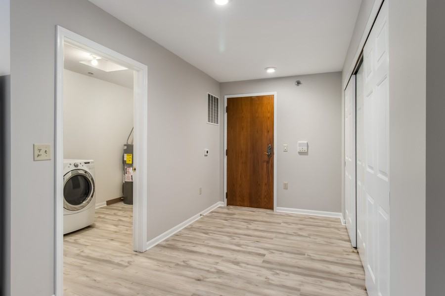 4600 S Packard Ave #4606 - Photo 2 of 12