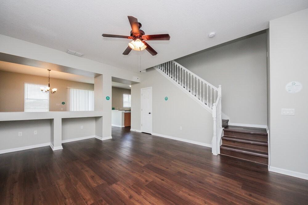 3433 Goldeneye Ln - Photo 4 of 16