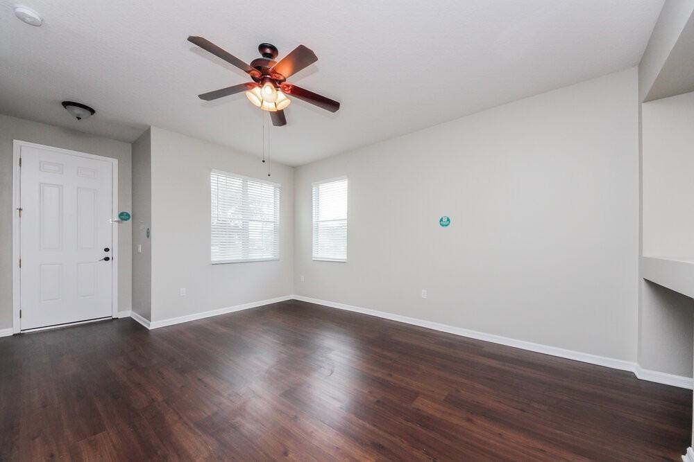 3433 Goldeneye Ln - Photo 5 of 16