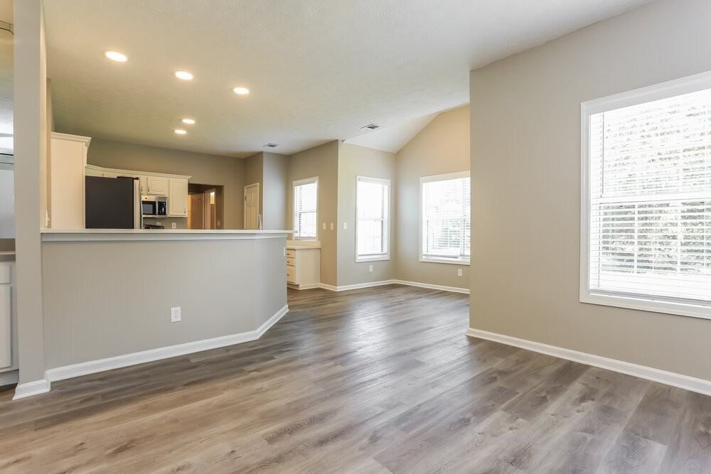 5382 Winding Glen Dr - Photo 7 of 17