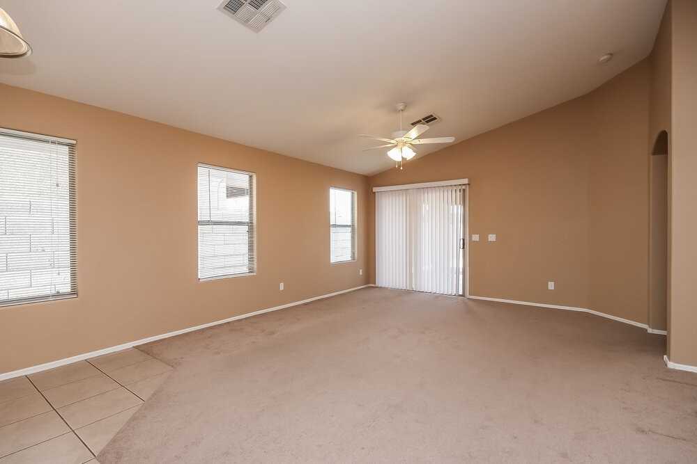 7814 S 72nd Ln - Photo 3 of 13