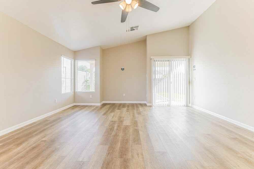 741 S Monte Vista St - Photo 3 of 17