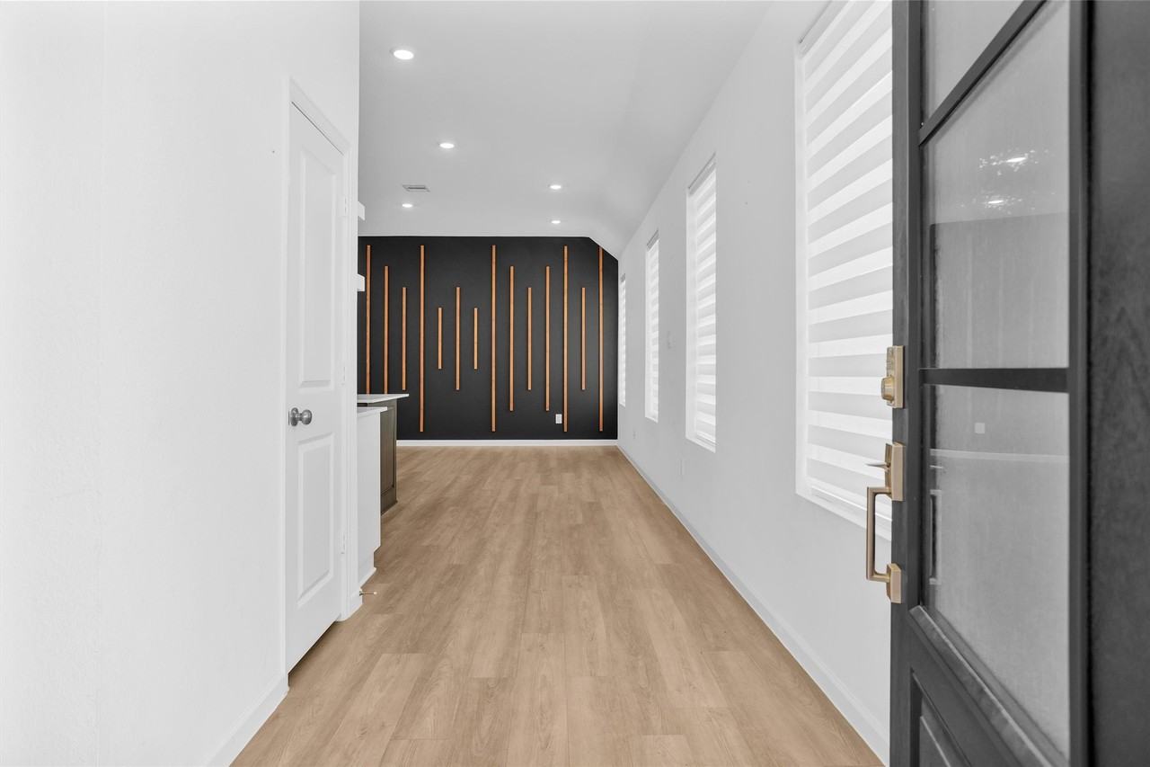 15619 Rising Wren Ct #15619 - Photo 3 of 32