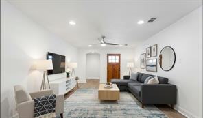 6721 Raymond Stotzer Pkwy #6721 - Photo 2 of 17