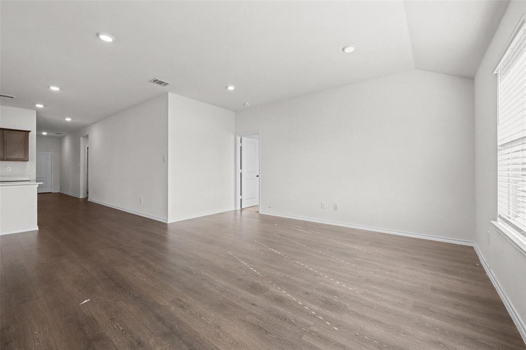 1208 Fieldstone Ct #1208 - Photo 4 of 27